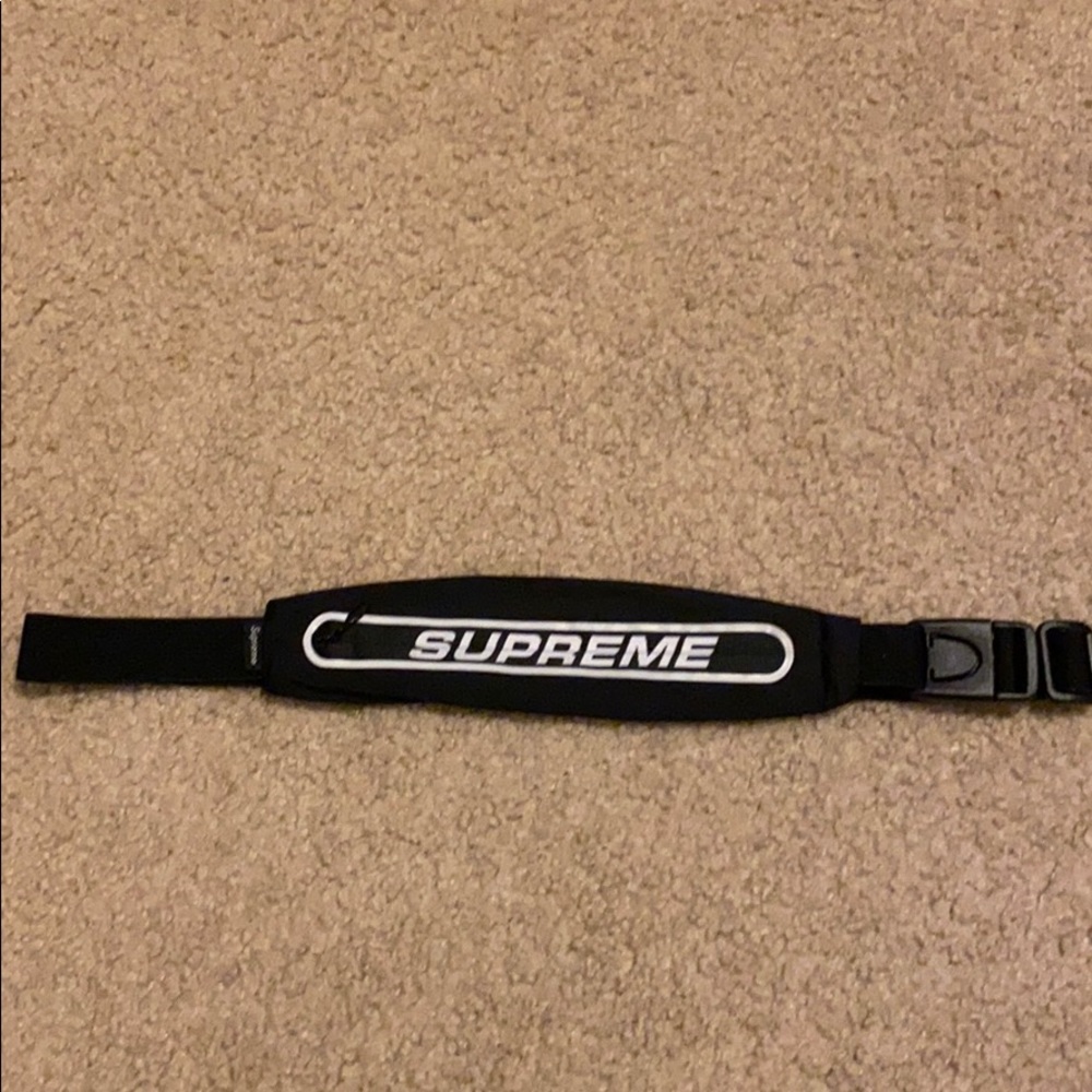 Supreme Running bag